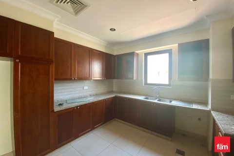 Villa uthyres i Dubai, UAE 5 sovrum, 638.6 kvm Nr. 706124 - fotografi 5