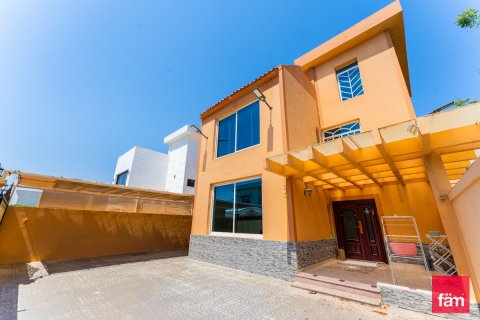 Villa sa Dubai, UAE 4 silid-tulugan, 471.5 sq.m. № 710294 - larawan 25