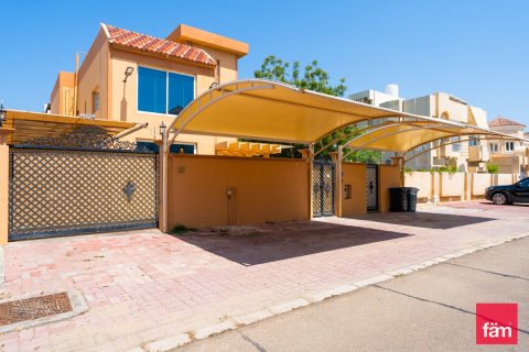 Villa sa Dubai, UAE 4 silid-tulugan, 471.5 sq.m. № 710294 - larawan 28