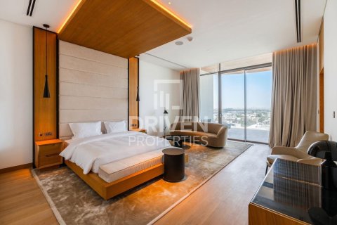 Duplex à vendre à Jumeirah, Dubai, EAU 5 chambres, 828.32 m2 № 761576 - photo 3