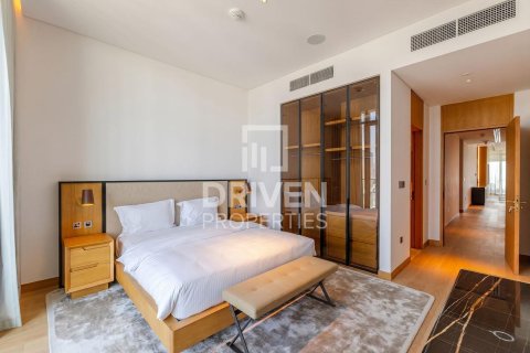 Duplex à vendre à Jumeirah, Dubai, EAU 5 chambres, 828.32 m2 № 761576 - photo 6