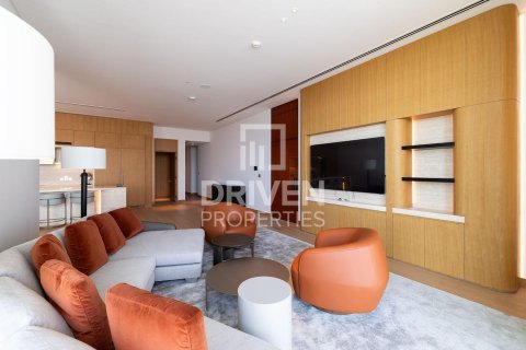 Duplex à vendre à Jumeirah, Dubai, EAU 5 chambres, 828.32 m2 № 761576 - photo 14