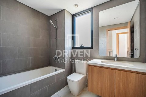 Villa in Dubai Land, Dubai, UAE 4 bedrooms, 231.24 sq.m. № 746388 - photo 20