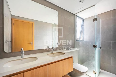 Villa in Dubai Land, Dubai, UAE 4 bedrooms, 231.24 sq.m. № 746388 - photo 22