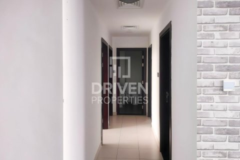 Apartment in Dubai Studio City, Dubai, UAE 3 bedrooms, 125.79 sq.m. № 746389 - photo 9