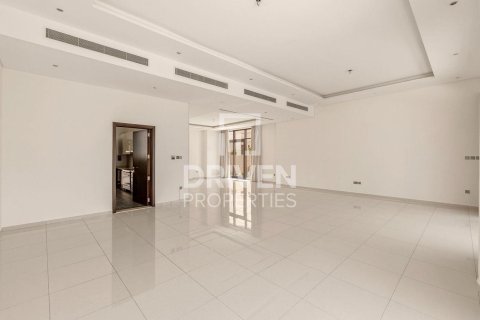 Vila v DAMAC Hills (Akoya by DAMAC), Dubai, SAE 5 spální, 660.08 m2 č. 746391 - Fotografia 7