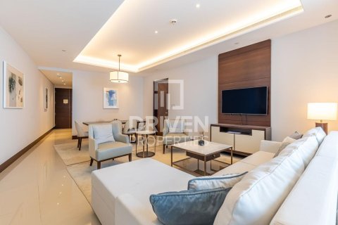 דירה למכירה ב Downtown Dubai (Downtown Burj Dubai), Dubai, איחוד האמירויות 2 חדרי שינה, 143.35 מ"ר, מספר 743081 - תמונה 2