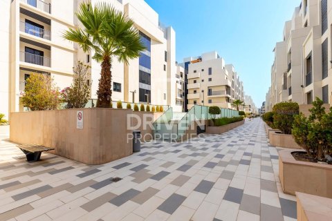 Mirdif, Dubai, UAE의 판매용 아파트 침실 3개, 182.09제곱미터 번호 743132 - 사진 15