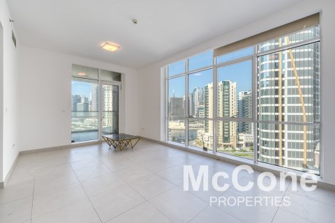 Apartament në Business Bay, Dubai, Emiratet e Bashkuara Arabe 1 dhomë gjumi, 83.71 m2. № 587540 - Foto 2