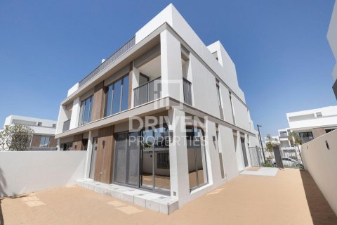 Vila v Tilal Al Ghaf, Dubai, SAE 4 ložnice, 317 m² Č.: 602425 - fotografie 1