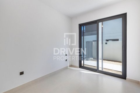 Vila v Tilal Al Ghaf, Dubai, SAE 4 ložnice, 317 m² Č.: 602425 - fotografie 25