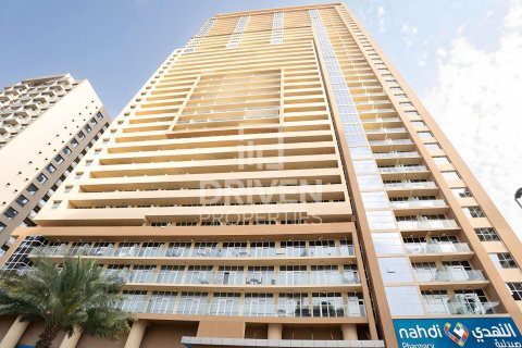 Apartemen di Jumeirah Village Circle, Dubai, UEA 2 kamar tidur, 105 m2 nomor 602465 - foto 1