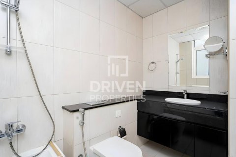 Apartemen di Jumeirah Village Circle, Dubai, UEA 2 kamar tidur, 105 m2 nomor 602465 - foto 18