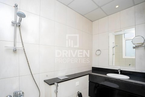 Apartemen di Jumeirah Village Circle, Dubai, UEA 2 kamar tidur, 105 m2 nomor 602465 - foto 9