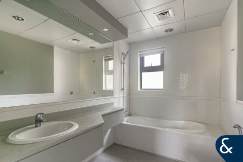 Vila di Jumeirah Islands, Dubai, UEA 4 kamar tidur, 488 m2 nomor 688667 - foto 17