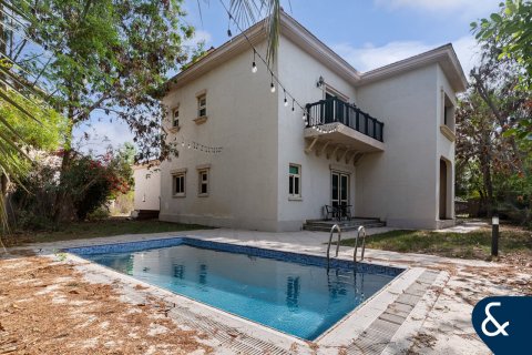 Vila di Jumeirah Islands, Dubai, UEA 4 kamar tidur, 488 m2 nomor 688667 - foto 2