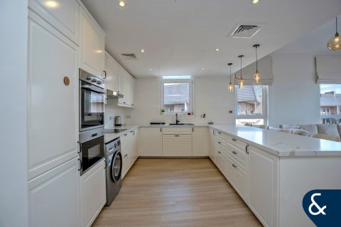 Appartement te koop in Motor City, Dubai, VAE 1 slaapkamer, 95 vr.m., nr 688668 - foto 8