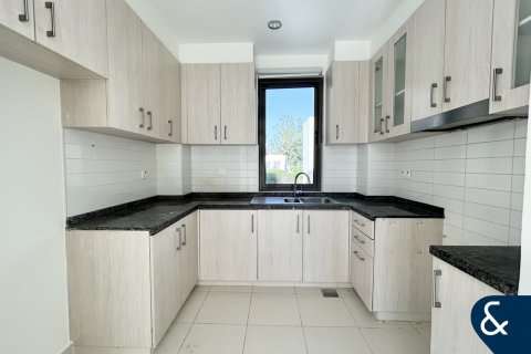 Villa te koop in Reem, Dubai, VAE 3 slaapkamers, 238 vr.m., nr 688666 - foto 7