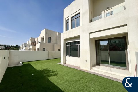 Вілла в Рим, Дубай, ОАЕ 3 спальні, 238м2 № 688666