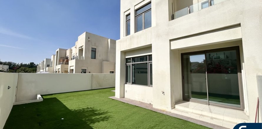 Villa in Reem, Dubai, VAE 3 slaapkamers, 238 vr.m. nr 688666