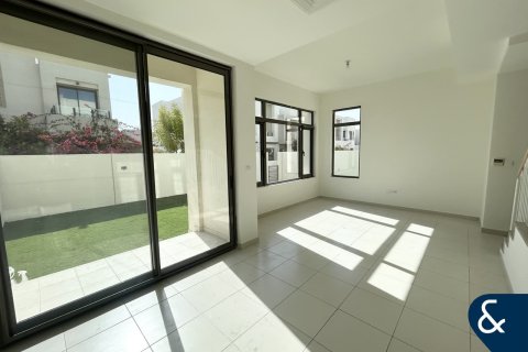 Villa te koop in Reem, Dubai, VAE 3 slaapkamers, 238 vr.m., nr 688666 - foto 4