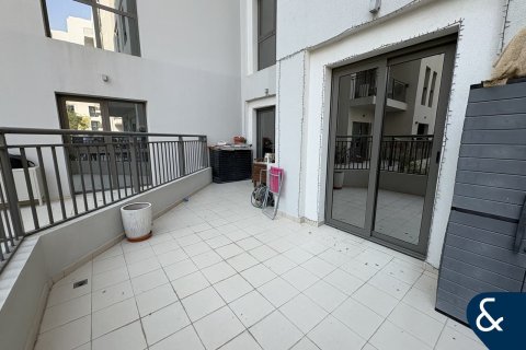 Appartement te koop in Town Square, Dubai, VAE 3 slaapkamers, 164 vr.m., nr 688669 - foto 17