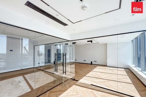 Oficiu de închiriat în Business Bay, Dubai, EAU 74.4 mp.  №702715 - poză 4