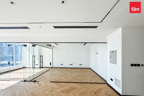 Oficiu de închiriat în Business Bay, Dubai, EAU 74.4 mp.  №702715 - poză 3