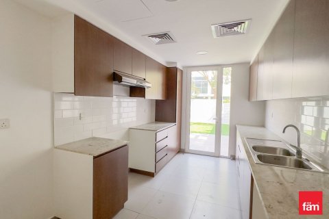Adosado en alquiler en Dubai, EAU 3 dormitorios, 187.2 m2 № 702717 - foto 15