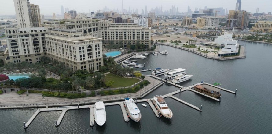 Bâtiment à Dubai, EAU № 700973