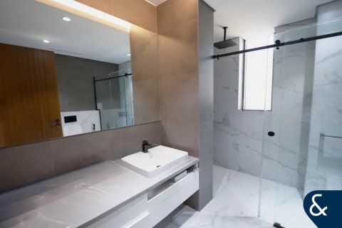 Vila v Al Furjan, Dubai, SAE 4 spálne, 222 m2 č. 688810 - Fotografia 18