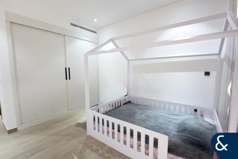 Vila v Al Furjan, Dubai, SAE 4 spálne, 222 m2 č. 688810 - Fotografia 9
