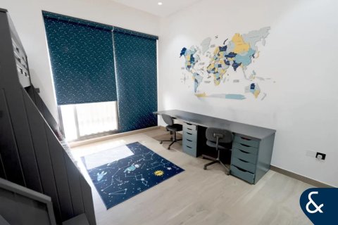 Vila v Al Furjan, Dubai, SAE 4 spálne, 222 m2 č. 688810 - Fotografia 16