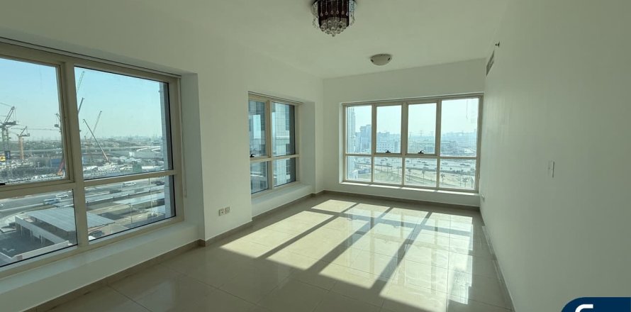 Jumeirah Lake Towers, Dubai, संयुक्त अरब अमीरात में अपार्टमेंट, 1 बेडरूम, 91 वर्ग मीटर, संख्या 688806