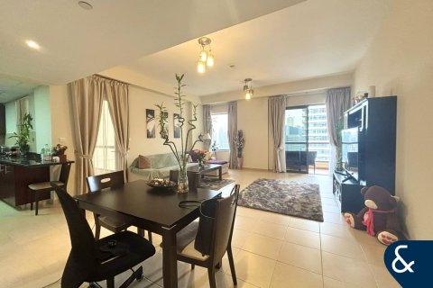 Apartament do wynajęcia w Jumeirah Beach Residence, Dubai, ZEA 1 sypialnia, 111 mkw., nr 688807 - zdjęcie 2