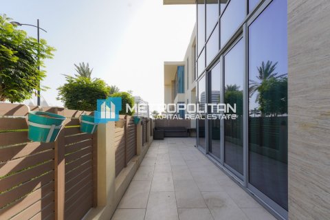 Saadiyat Island、Abu Dhabi、UAE にあるタウンハウス販売中 3ベッドルーム、310.6 m2、No360282 - 写真 26