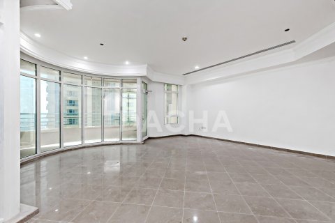 Apartment in Dubai Marina, Dubai, UAE 3 bedrooms, 202 sq.m. № 707133 - photo 5