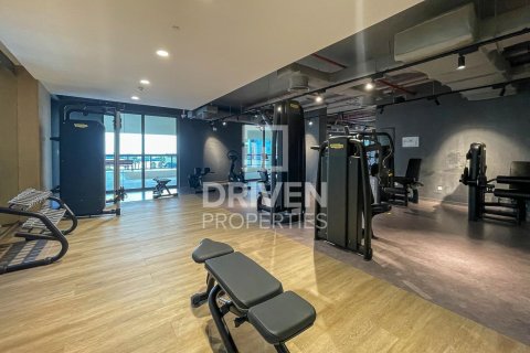 Appartement te koop in Jumeirah, Dubai, VAE 2 slaapkamers, 126 vr.m., nr 653418 - foto 18