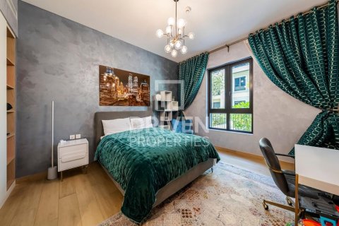 Lägenhet till försäljning i Jumeirah, Dubai, UAE 2 sovrum, 126 kvm Nr. 653418 - fotografi 6
