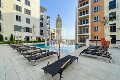Lägenhet till försäljning i Jumeirah, Dubai, UAE 2 sovrum, 126 kvm Nr. 653418 - fotografi 21