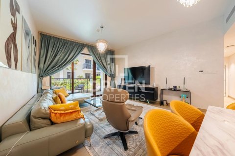 Lägenhet till försäljning i Jumeirah, Dubai, UAE 2 sovrum, 126 kvm Nr. 653418 - fotografi 2