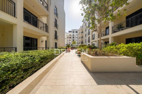 Appartement te koop in Jumeirah, Dubai, VAE 2 slaapkamers, 126 vr.m., nr 653418 - foto 15