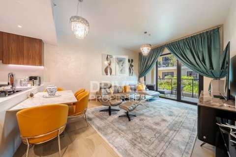 Appartement te koop in Jumeirah, Dubai, VAE 2 slaapkamers, 126 vr.m., nr 653418 - foto 1