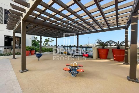 Lägenhet till försäljning i Jumeirah, Dubai, UAE 2 sovrum, 126 kvm Nr. 653418 - fotografi 19