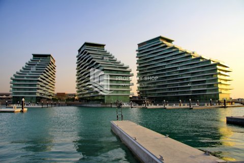 Apartman u gradu Al Raha Beach, Abu Dhabi, UAE 3 spavaće sobe, 329 m2 Br. 716165