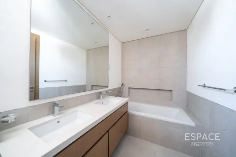 Villa in Al Furjan, Dubai, UAE 5 bedrooms, 453 sq.m. № 662555 - photo 15