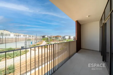 Villa in Al Furjan, Dubai, UAE 5 bedrooms, 453 sq.m. № 662555 - photo 16