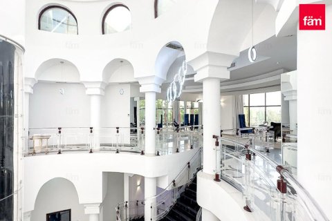 Villa te huur in Dubai, VAE 7 slaapkamers, 1723.7 vr.m., nr 726781 - foto 5