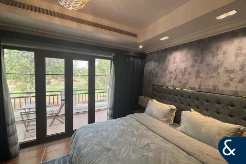 Willa do wynajęcia w Jumeirah Golf Estates, Dubai, ZEA 5 sypialnie, 514 mkw., nr 668554 - zdjęcie 5