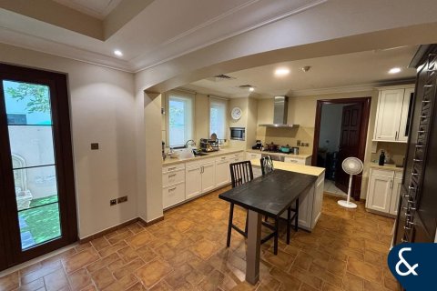 Willa do wynajęcia w Jumeirah Golf Estates, Dubai, ZEA 5 sypialnie, 514 mkw., nr 668554 - zdjęcie 3